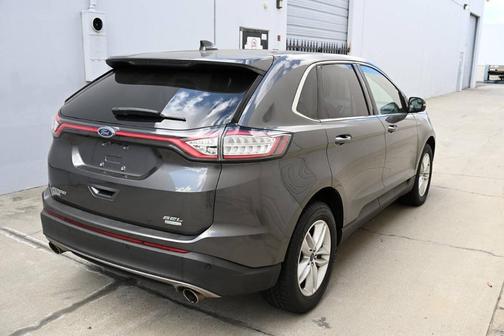 Magnetic 2017 Ford Edge SEL