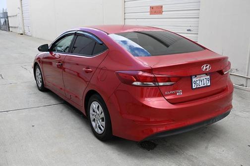 Scarlet Red 2018 Hyundai ELANTRA SE