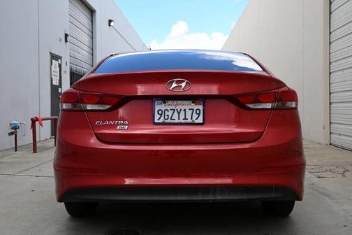 Scarlet Red 2018 Hyundai ELANTRA SE