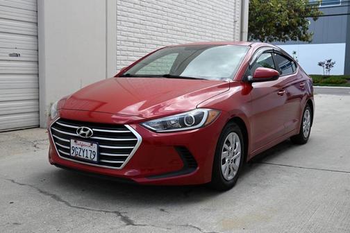 Scarlet Red 2018 Hyundai ELANTRA SE