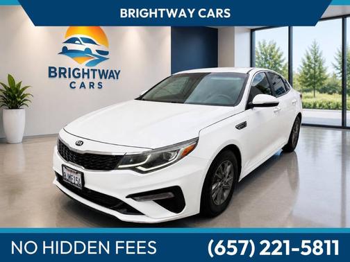 Snow White Pearl 2019 Kia Optima LX