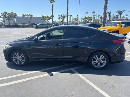 Phantom Black 2017 Hyundai ELANTRA SE