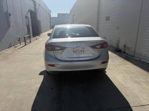 Sonic Silver Metallic 2018 Mazda Mazda3 Touring