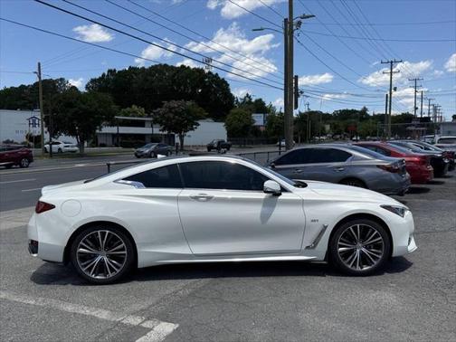 2019 INFINITI Q60 3.0T LUXE