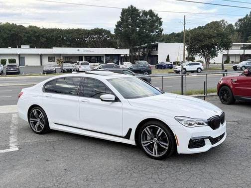 2019 BMW 750 I