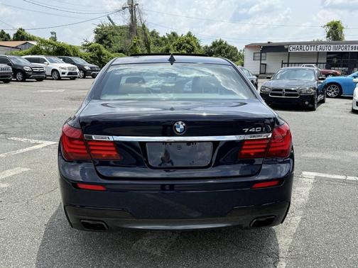 2014 BMW 740 740i 4dr Sedan