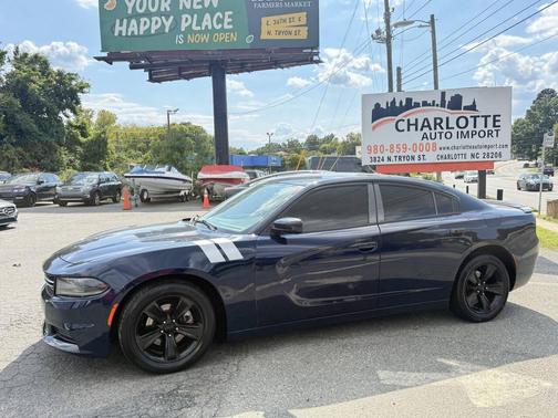 2015 Dodge Charger SE