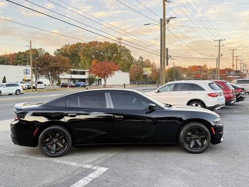 2015 Dodge Charger SE
