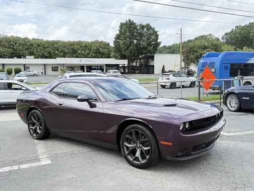 2020 Dodge Challenger SXT