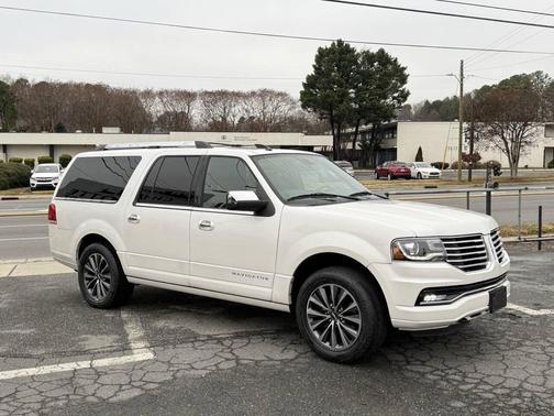 2017 Lincoln Navigator Select