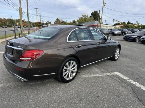 2017 Mercedes-Benz E-Class 4MATIC
