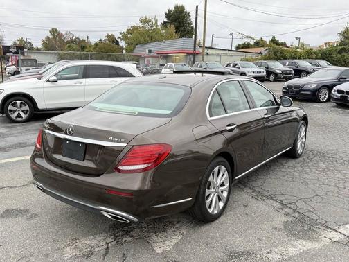 2017 Mercedes-Benz E-Class 4MATIC