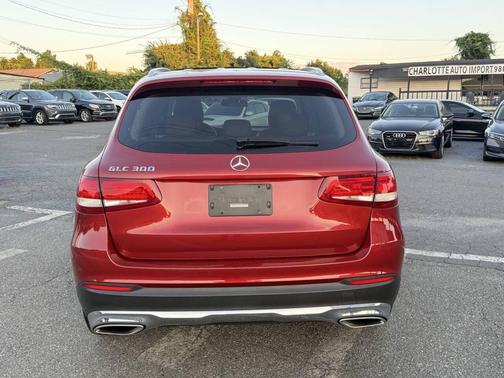 2016 Mercedes-Benz GLC 300 Base