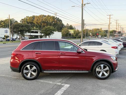 2016 Mercedes-Benz GLC 300 Base