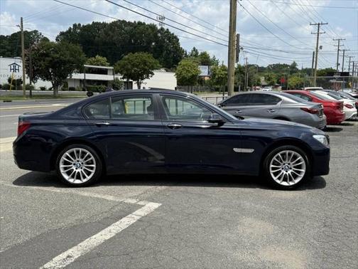 2014 BMW 740 740i 4dr Sedan