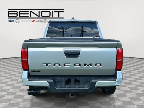 2024 Toyota Tacoma TRD OFF ROAD