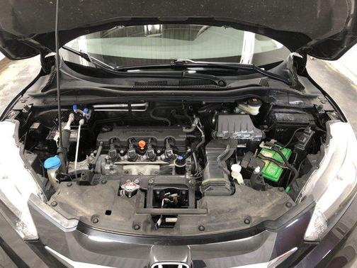 Mulberry Metallic 2017 Honda HR-V EX