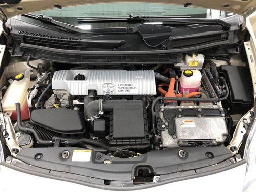 2010 Toyota Prius II