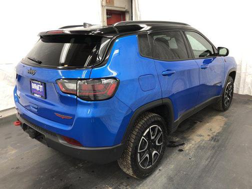 2024 Jeep Compass Trailhawk