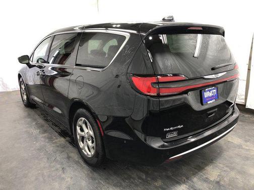 2024 Chrysler Pacifica Limited