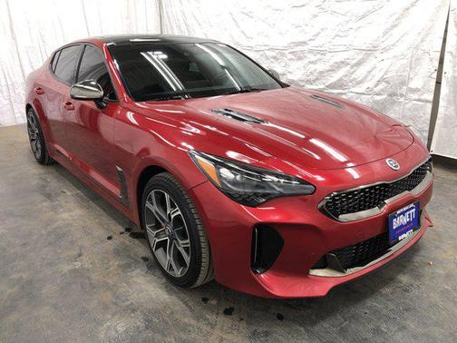 HiChroma Red 2018 Kia Stinger GT2