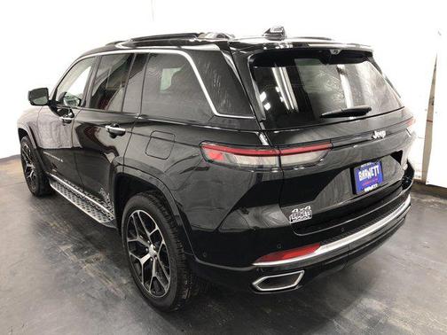 2024 Jeep Grand Cherokee Summit