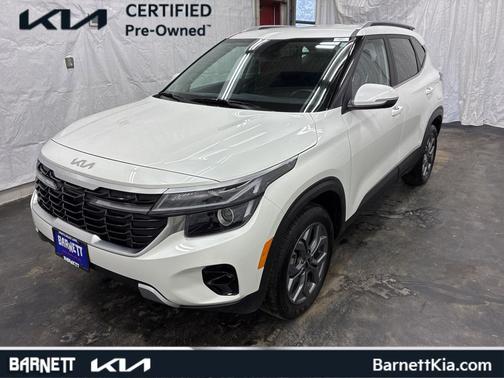 Snow White Pearl 2024 Kia Seltos S