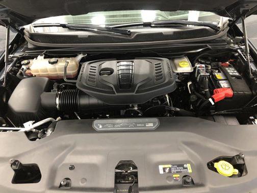 2024 Jeep Wagoneer Series II Carbide 4x4