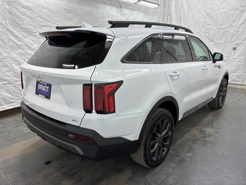 Glacial White Pearl 2023 Kia Sorento EX