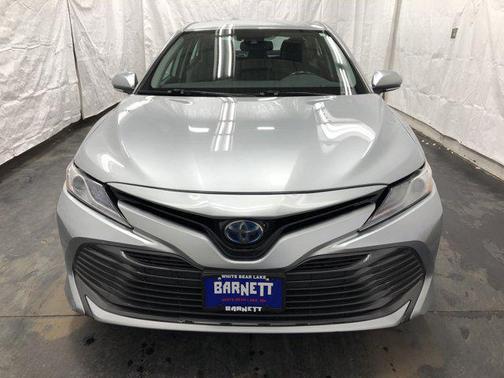 2019 Toyota Camry Hybrid XLE