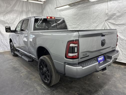 Billet Silver Metallic Clearcoat 2024 RAM 2500 Big Horn Crew Cab 4x4 6'4' Box