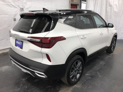 2023 Kia Seltos S