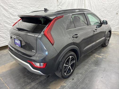 Graphite Gray 2023 Kia Niro EX