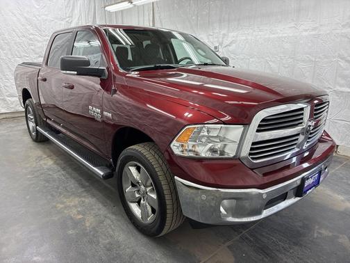 Delmonico Red Pearlcoat 2019 RAM 1500 Big Horn