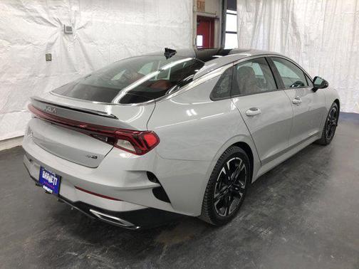 2022 Kia K5 GT-Line