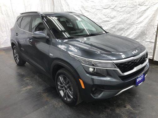 2023 Kia Seltos S