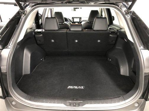 2021 Toyota RAV4 Hybrid XLE Premium