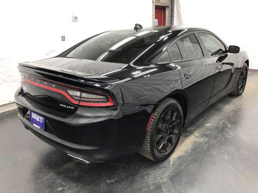 2017 Dodge Charger SXT