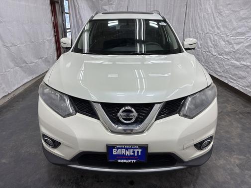 Pearl White 2016 Nissan Rogue SV