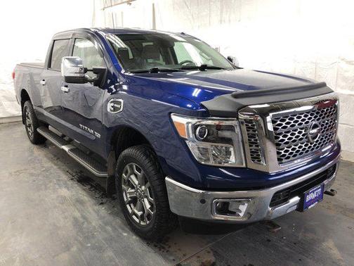 2017 Nissan Titan XD SL
