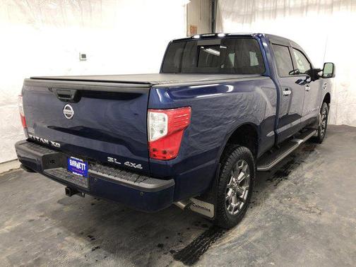 2017 Nissan Titan XD SL