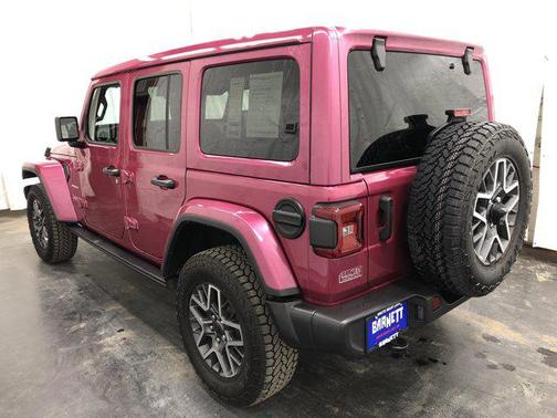 2024 Jeep Wrangler 4-Door Sahara 4x4