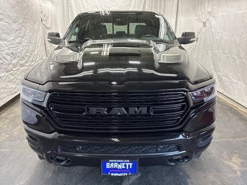 Diamond Black Crystal Pearlcoat 2021 RAM 1500 Limited