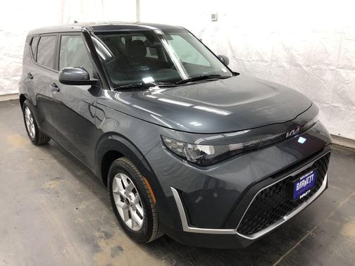 Gravity Gray 2023 Kia Soul S