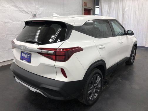 2023 Kia Seltos LX