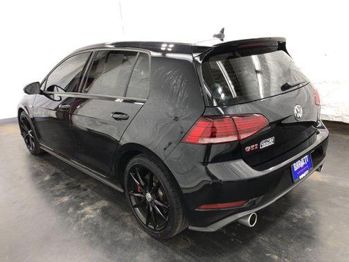 2021 Volkswagen Golf GTI 2.0T SE DSG