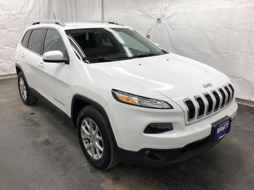 Bright White Clearcoat 2017 Jeep Cherokee Latitude