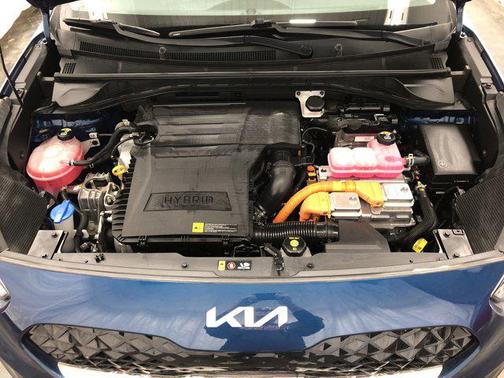 2022 Kia Niro LX