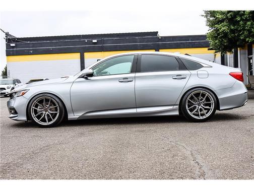 Photo 2 of 29 of 2019 Honda Accord Sport
