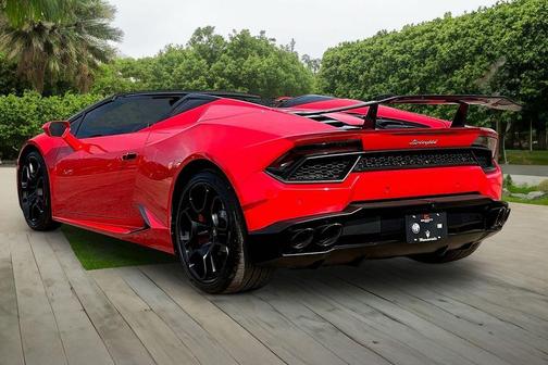 2018 Lamborghini Huracan LP580-2S